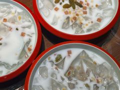 -老闵田螺馆·南昌市井菜·特色小吃(总店)