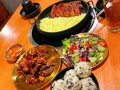 -肥肥虾庄·金牌油焖大虾(杨园滨江时代walk店)