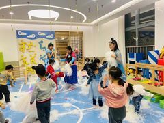 -红黄蓝成长中心(海淀上地店)