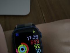 -Apple零售店(华贸购物中心店)