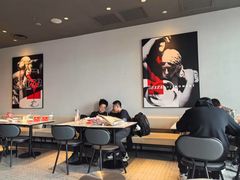 -必胜客(欧亚卖场店)