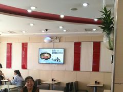 大堂-李先生牛肉面大王(营口大润发店)