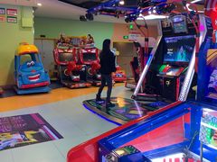 -爱玩嘉年华(龙湖源著天街店)