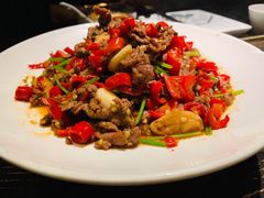 小炒黄牛肉-吴越荣记苏州菜·松鼠桂鱼(月光码头店)