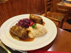 牛肉卷配苹果花椰菜土豆泥-申德勒加油站西餐厅Schindlers Tankstelle(上海外滩店)