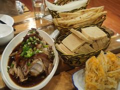 -聚首堂·特色小吃·肘子(什刹海德胜门店)