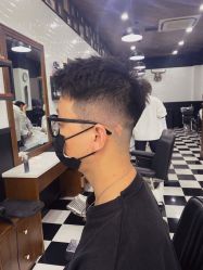 -MARTIN'S BARBER SHOP男士理发馆