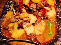 干煸大盘鸡-阿里家·新疆烤肉酒場 by MIG