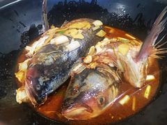 铁锅炖活鱼-老东北大铁锅·烧烤·东北菜
