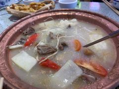 -阿婆情腊排骨火锅(金虹路店)