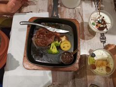 -牛扒仔原切雪花牛扒•西餐厅(南联新村店)
