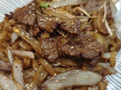 乾炒牛河-喜莲咖啡