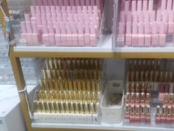 -尤米一站式美甲美睫