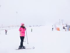 -丝绸之路山地度假区滑雪场