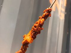 现穿羊肉串-丰茂烤串(六里桥店)