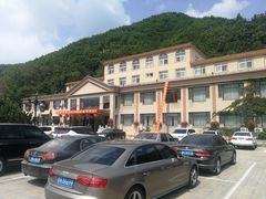 -鞍山岫岩沟汤温泉