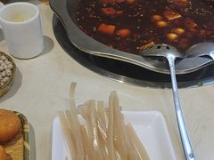 -味之溢美蛙仔姜兔·肥肠鱼•耗儿鱼(文星店)