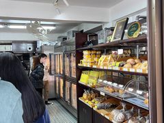 面包甜点陈列柜-安德鲁饼店(总店)