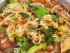 -周良天山牛杂城(天山路总店)