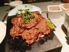 -左庭右院鲜牛肉火锅黑金店(陆家嘴中心店)