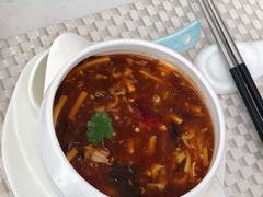 龙虾酸辣羹-喜粤8号(四海唐人街店)