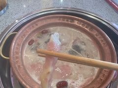 -阿婆情腊排骨火锅(金虹路店)