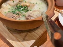 -彧玖食坊·川式砂锅酒馆(成山路店)