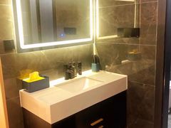 -得闲·高空SPA(东盟店)