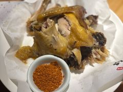 -头上红煨盐鸡·非遗院子餐厅