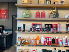 零售区-星巴克(南通海安文峰大世界店)