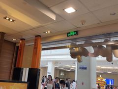 -麦当劳(汉口火车站候车室店)