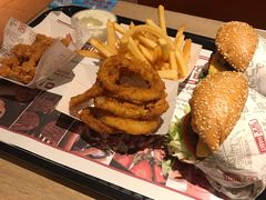 -The Habit Burger Grill 哈比特汉堡(复兴soho店)