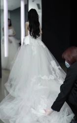 -Vera Wang婚纱礼服旗舰店