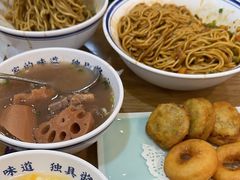 -文叔·湖北名小吃·小龙虾(黄贝岭地铁站店)