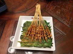 -霄汉牛三鲜湖北砂锅菜(万松园2店)