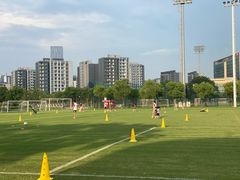 -Riverside河畔少儿足球培训(前滩店)