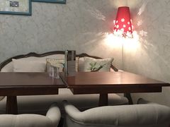 -燕庭·纯燕窝·甜品下午茶(南京西路店)