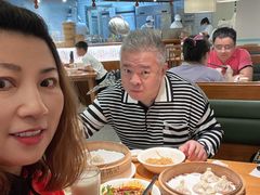 -诚铭记·虾仁汤包·成都小吃(融创店)