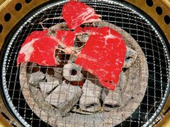 -蚂蚁洞·烤肉大营地(上海静安大悦城店)