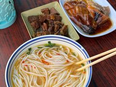 -香辉食馆(新兴路店)