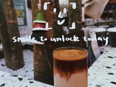 -Line 咖啡(石厦花园店)