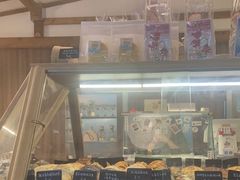 面包甜点陈列柜-屋裡·Union Bakery(龙江路店)