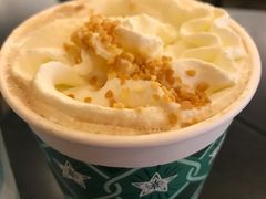 太妃榛果味焦糖拿铁-星巴克(深圳龙华人民北店)