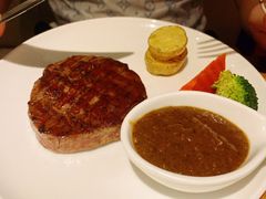 小蜜牛排-斗牛士牛排餐厅(嘉里汇店)