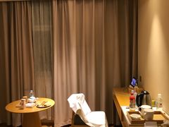 -全季酒店(石家庄裕华东路万达广场店)