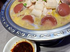 东北杀猪菜-金手勺东北菜馆(大屯北路店)