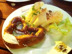 芝士拼盘-皇冠自酿啤酒坊(中国红街5号楼店)