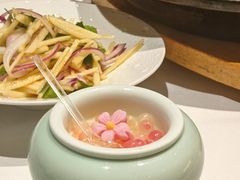 -小厨娘淮扬菜(江宁义乌江广创艺工场店)