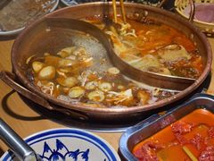-洱火云南酸菜牛肉火锅(石景山当代商城店)