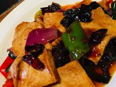 千叶豆腐-阿里家·新疆烤肉酒場 by MIG